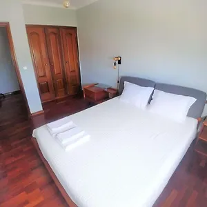 apartment-with-3-bedrooms-at-oriente-station-in-lisbon.hotels-lisbon-portugal.com/